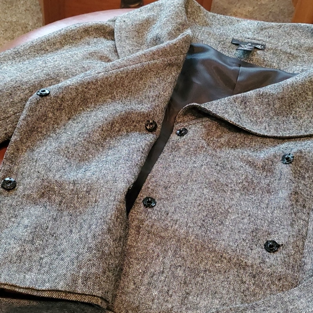 Jacket - Picture 8 of 8